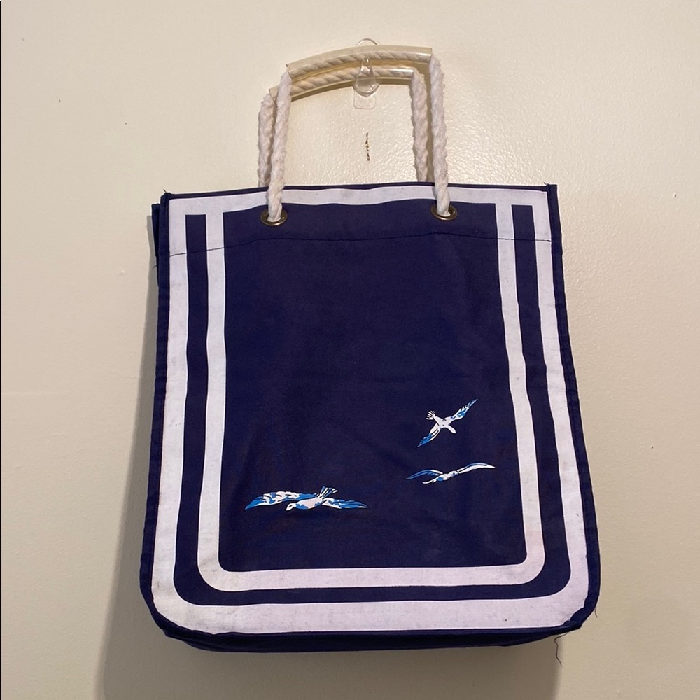 Navy Blue Tote Bag with White Trim. Vintage bag. Perfect for shopping or beach